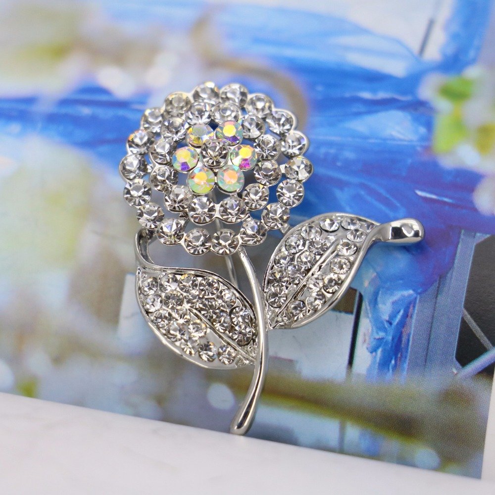 Broches Fleurs Perle Piaget