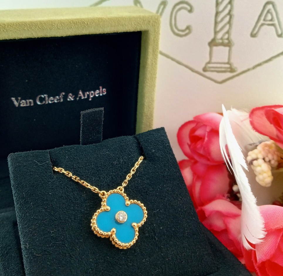 Colliers Cristal Romantique Van Cleef