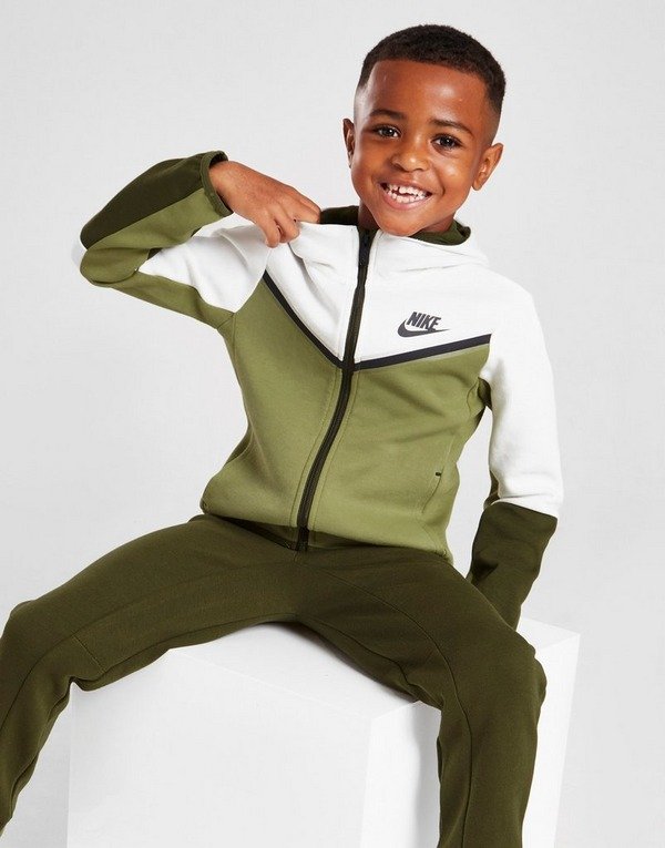 tenue de sport enfant
