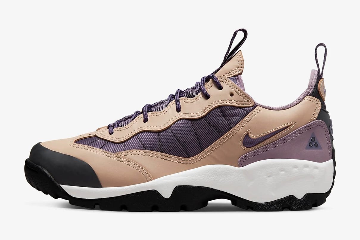 Sport And Hiking Shoes Nike