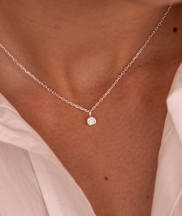 Colliers en argent Rouge